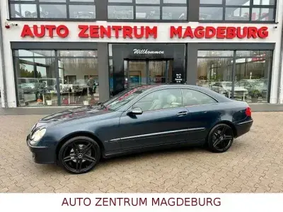 Gebraucht Mercedes CLK280 Avantgarde 231 PS (169 kW) 2007 Schwarz Coupé