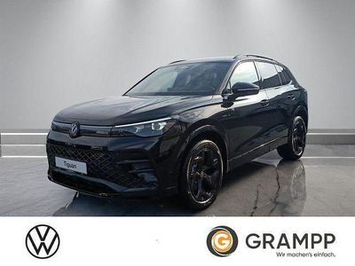 Neu VW Tiguan R-line 193 PS (141 kW) 2026 Grenadillschwarz metallic SUV