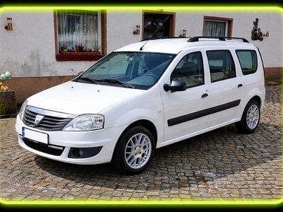 Gebraucht Dacia Logan MCV Ambiance 87 PS (63 kW) 2009 Weiß Limousine