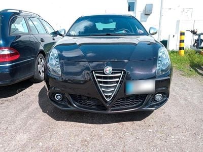 Gebraucht Alfa Romeo Giulietta 175 PS (128 kW) 2014 Schwarz Kleinwagen