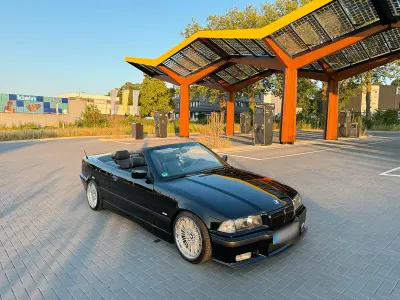 Gebraucht BMW 328 Cabriolet M Sport 193 PS (141 kW) 1995 Schwarz Cabrio