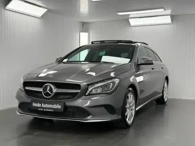 Gebraucht Mercedes CLA220 Shooting Brake 177 PS (130 kW) 2017 Grau Kombi