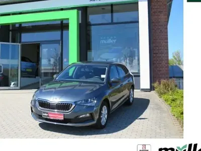 Second-hand Skoda Scala Ambition 110 CP (80 kW) 2021 Gri Hatchback