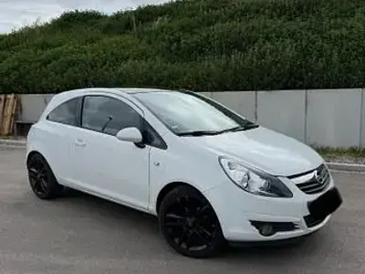 Gebraucht Opel Corsa Color Edition 101 PS (74 kW) 2010 Weiß Kleinwagen