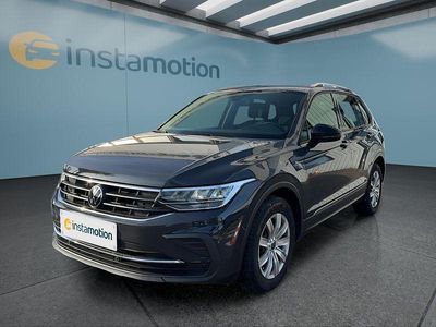 Gebraucht VW Tiguan 131 PS (96 kW) 2022 Grau SUV