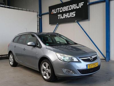 Gebraucht Opel Astra Edition 120 PS (88 kW) 2012 Grau Kombi
