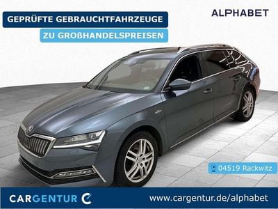 Quarz grau (metallic) Gebraucht 2021 Skoda Superb LAURIN & KLEMENT Kombi | 14.997 € (Fairer Preis)