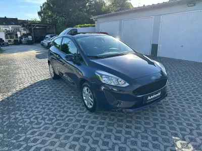 Usata Ford Fiesta Trend 71 CV (52 kW) 2017 Blu Utilitaria