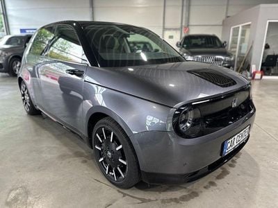 Honda e