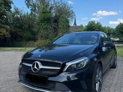 Brugt Mercedes A180 109 HK (80 kW) 2017 Sort Sedan