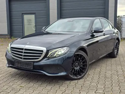 Gebraucht Mercedes E350 Business 258 PS (189 kW) 2016 Grün Limousine