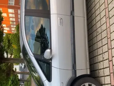 Używany Opel Zafira 125 KM (91 kW) 2003 Srebrny Minivan
