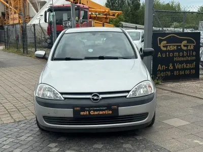 Usata Opel Corsa 75 CV (55 kW) 2002 Argento Utilitaria