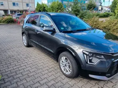 Gebraucht Kia Niro Spirit 180 PS (132 kW) 2022 Grau SUV
