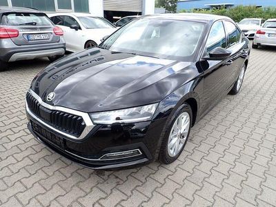 Gebraucht Skoda Octavia Style 110 PS (80 kW) 2023 Schwarz black magic (metallic) Limousine