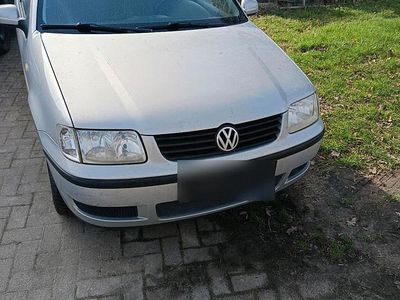 Gebraucht VW Polo 54 PS (39 kW) 2001 Silber Kleinwagen