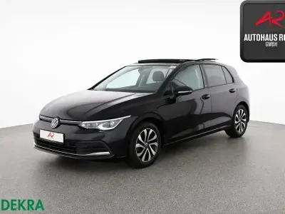 Gebraucht VW Golf VIII 150 PS (110 kW) 2023 Schwarz Limousine