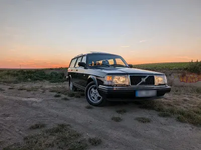 Gebraucht Volvo 240 116 PS (85 kW) 1992 Schwarz Kombi