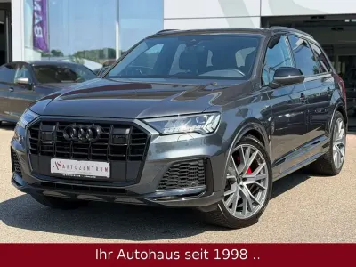 Gebraucht Audi Q7 Competition 340 PS (250 kW) 2022 Grau SUV
