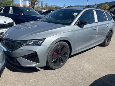 Nouă Skoda Octavia RS 265 CP (194 kW) 2026 Argintiu Break