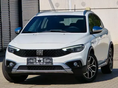 Gebraucht Fiat Tipo Cross 131 PS (96 kW) 2021 Weiß SUV