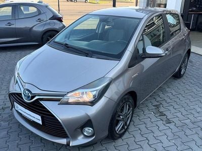 Gebraucht Toyota Yaris Hybrid Comfort 75 PS (55 kW) 2015 Kleinwagen