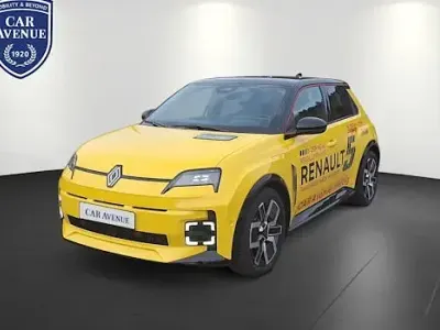 Usata Renault R5 Iconic 110 kW (150 CV) 2025 Nero Utilitaria