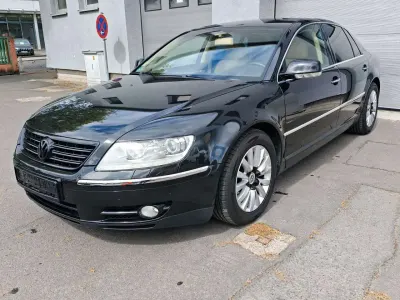 Gebraucht VW Phaeton 239 PS (175 kW) 2009 Tarantellaschwarz Limousine