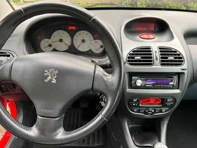 gebraucht Peugeot 206 CC 