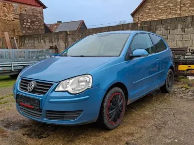 Käytetty VW Polo Edition 60 HP (44 kW) 2007 Sininen Viistoperä