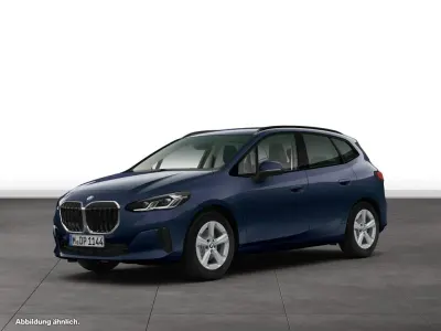 Gebraucht BMW 220 Active Tourer Luxury Line 156 PS (114 kW) 2025 Van / Kleinbus