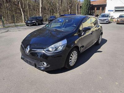 Gebraucht Renault Clio IV Dynamique 73 PS (53 kW) 2015 Sternenschwarz Limousine