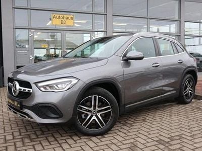 Gebraucht Mercedes GLA250 Progressive 218 PS (160 kW) 2022 Grau SUV