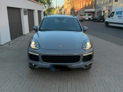 Usata Porsche Cayenne S 300 CV (220 kW) 2017 Grigio SUV