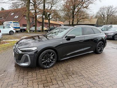 Gebraucht Audi A5 Sport 204 PS (150 kW) 2025 Schwarz Kombi
