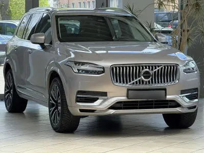 Gebraucht Volvo XC90 Plus 455 PS (334 kW) 2024 Beige metallic SUV