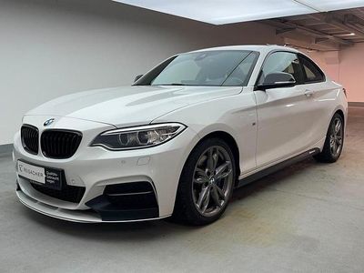 Gebraucht BMW M240 M Sport 335 PS (246 kW) 2017 Alpinweiß uni Coupé