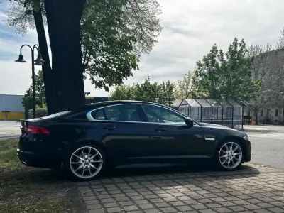 Gebraucht Jaguar XF 275 PS (202 kW) 2014 Schwarz Limousine