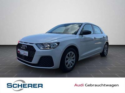 Cortinaweiß Gebraucht 2021 Audi A1 SUV | 19.480 € (Guter Preis)