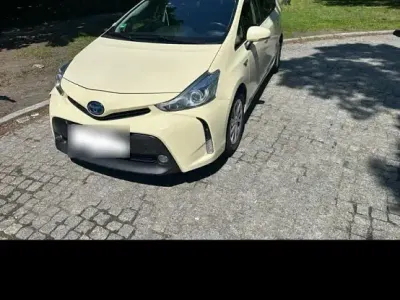 Gebraucht Toyota Prius+ Plus 136 PS (100 kW) 2018 Gelb Van / Kleinbus