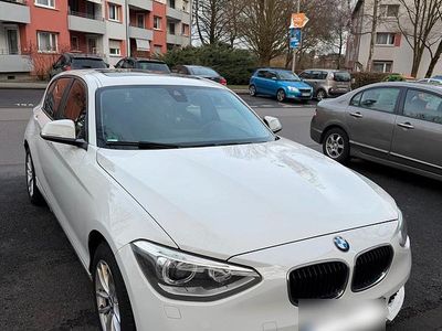 Gebraucht BMW 120 190 PS (139 kW) 2015 Weiß Kleinwagen
