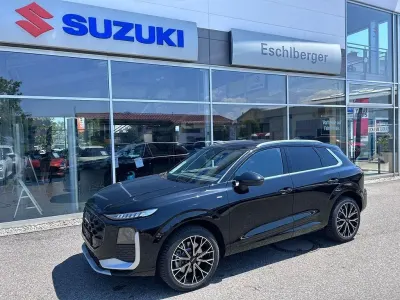 Gebraucht Audi Q3 Sport 265 PS (194 kW) 2025 Mythosschwarz metallic SUV