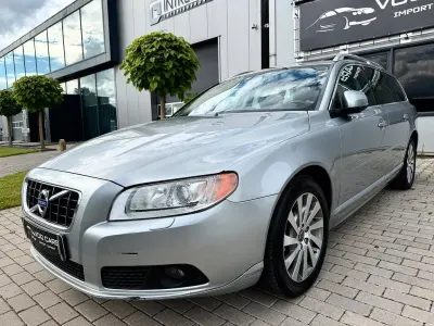 Gebraucht Volvo V70 163 PS (119 kW) 2012 Silber Kombi