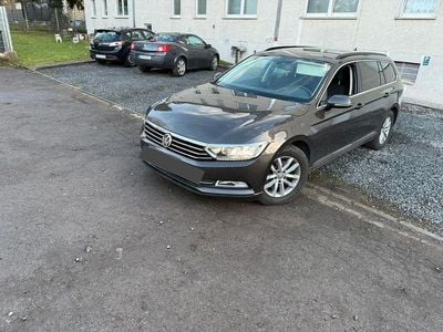 Braun Gebraucht 2017 VW Passat Kombi | 13.950 € (Superpreis)
