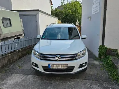 Gebraucht VW Tiguan LOUNGE 150 PS (110 kW) 2016 Weiß SUV