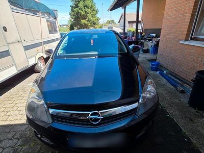 Opel Astra GTC