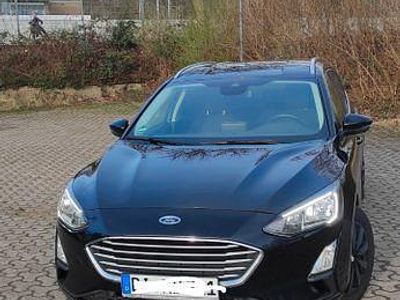 Używany Ford Focus Titanium 120 KM (88 kW) 2019 Czarny Sedan/Limuzyna