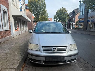 VW Sharan