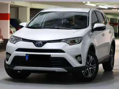 Gebraucht Toyota RAV4 Hybrid Comfort 155 PS (114 kW) 2016 Weiß SUV