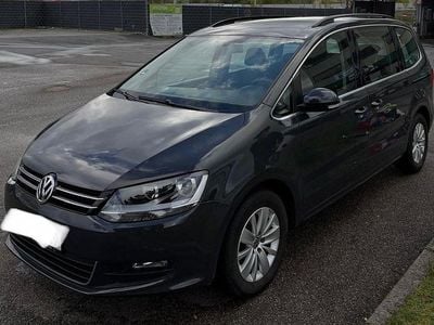 Usata VW Sharan Comfortline 150 CV (110 kW) 2011 Grigio Monovolume